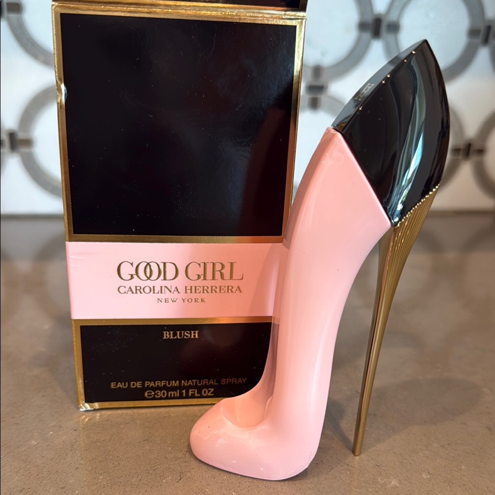 Carolina Herrera good girl blush
